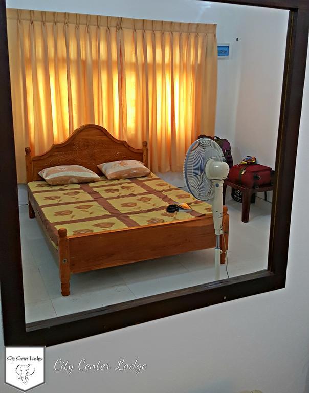 City Centre Lodge Ponnarankulama Ngoại thất bức ảnh