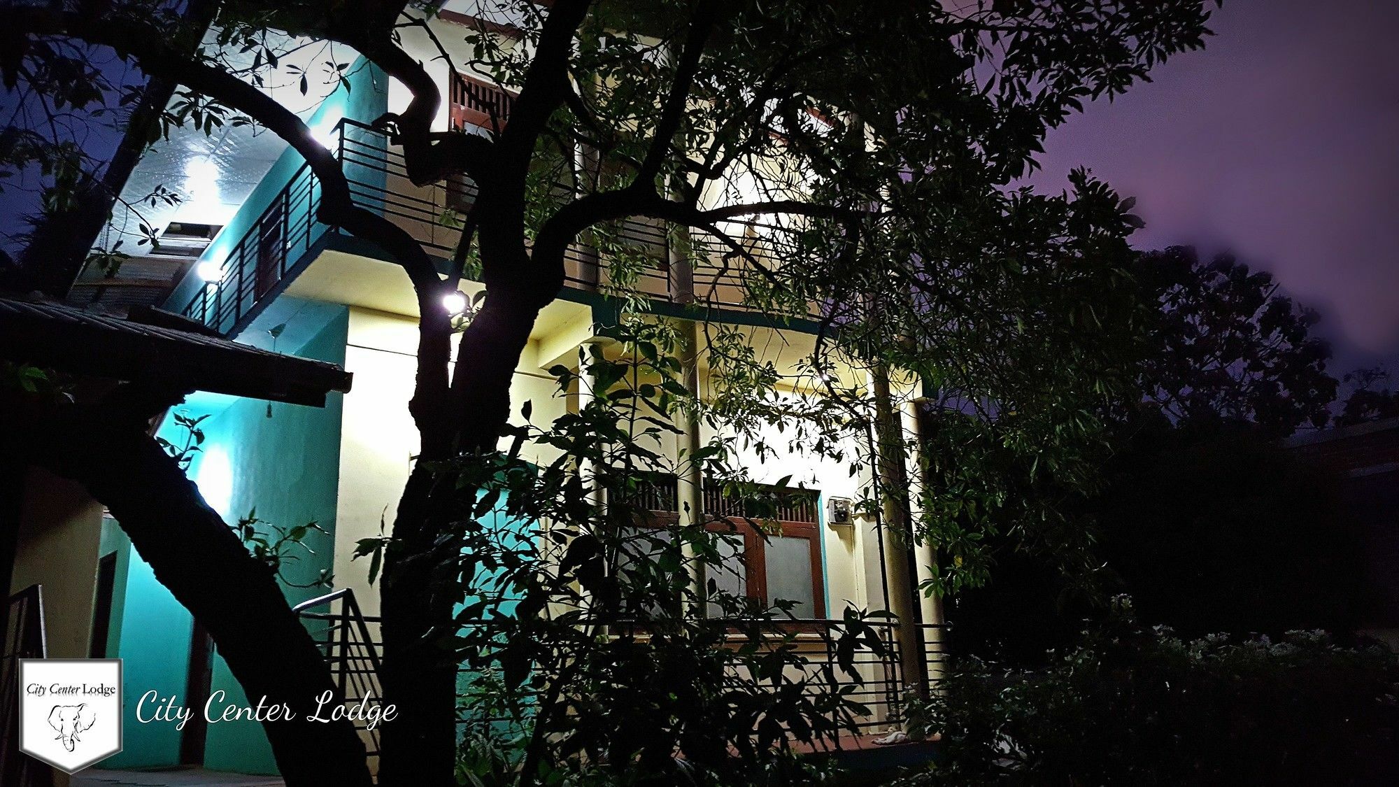 City Centre Lodge Ponnarankulama Ngoại thất bức ảnh