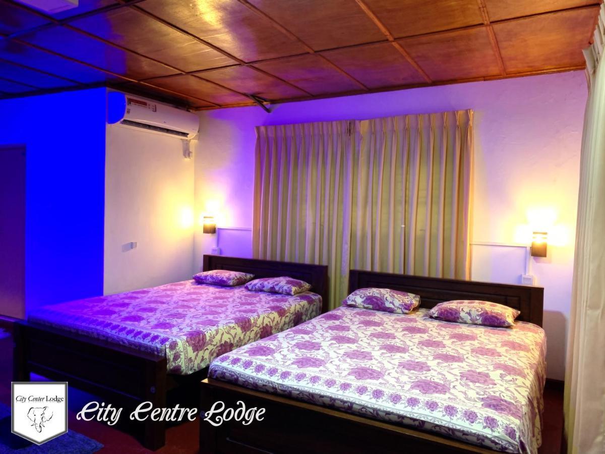 City Centre Lodge Ponnarankulama Ngoại thất bức ảnh